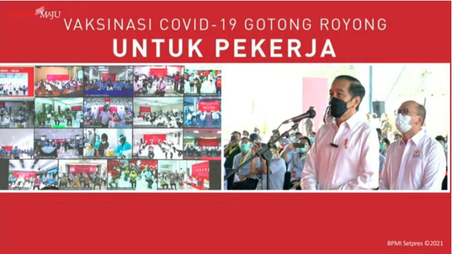 foto/ Peninjauan Vaksinasi Covid-19 Gotong Royong untuk Pekerja, Kabupaten Bekasi, 18 Mei 2021/Youtube: Setpres