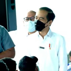 Jokowi Ngotot Ekonomi RI Tumbuh 7%!
