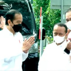 Datangi Proyek Kereta Cepat, Jokowi Bawa Kabar Bahagia!