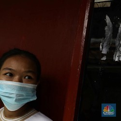 Stiker 'Bergentayangan' di Rumah-rumah Warga DKI, Ada Apa?