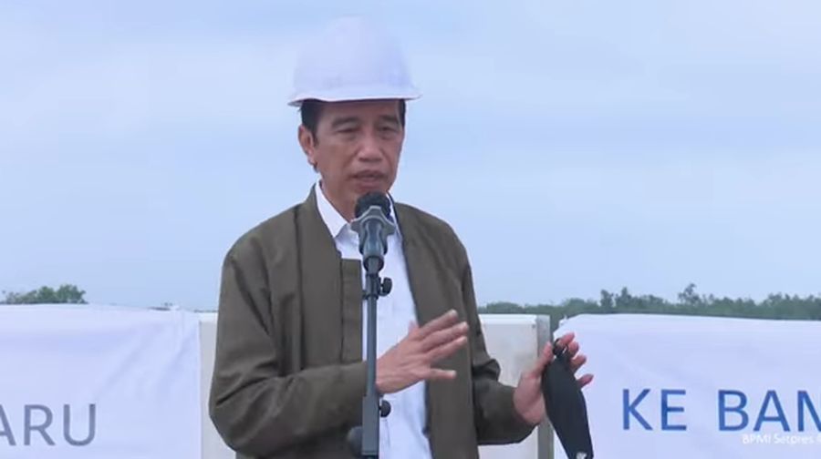 foto/ Peninjauan Jalan Tol Trans Sumatera, Ruas Pekanbaru – Padang, Kota Pekanbaru, 19 Mei 2021/Youtube: Setpres