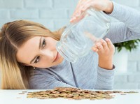 Walau Kaya, 90% Perempuan Gak Pede Soal Keuangannya?