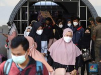 Mendadak Stasiun Sampai Bandara Membeludak, Ada Apa?