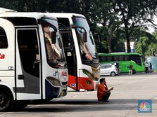 Bus Pariwisata ke Puncak Tiba-Tiba Disidak, Kenapa?
