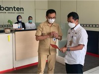 Wahidin Keluarkan 2 SK, Pindahkan Kas Daerah ke Bank Banten