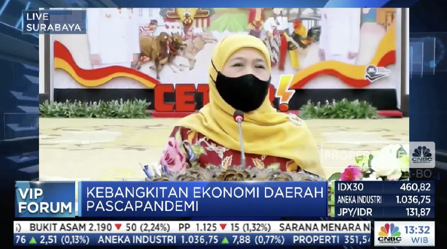 Gubernur Jawa Timur, Khofifah Indar Parawansa dalam acara VIP Forum CNBC Indonesia