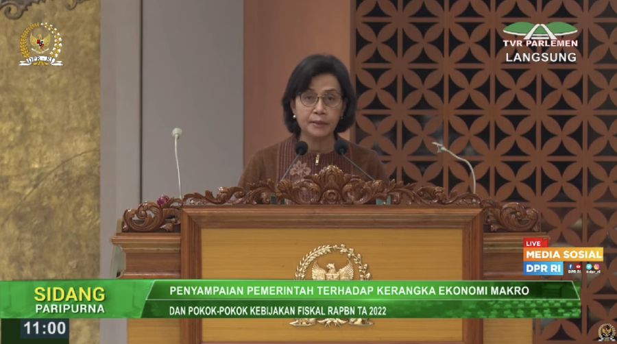 Menteri Keuangan Sri Mulyani dalam Rapat Paripurna DPR RI dengan agenda: Penyampaian Pemerintah terhadap Kerangka Ekonomi Makro dan Pokok-Pokok Kebijakan Fiskal (KEM dan PPKF) RAPBN TA 2022, Kamis, 20 Mei 2021. (Tangkapan Layar Youtube DPR RI)