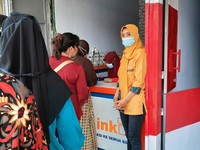 Sukses Jadi Agen BRILink Cuma dari Garasi Rumah