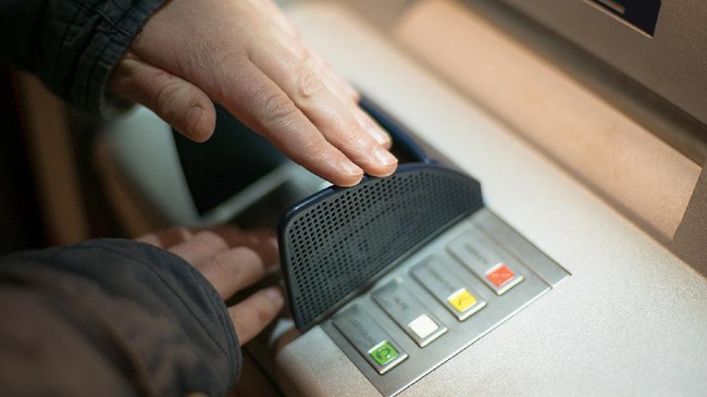 Tarik Uang di ATM Gagal Tapi Saldo Berkurang, Begini Solusinya