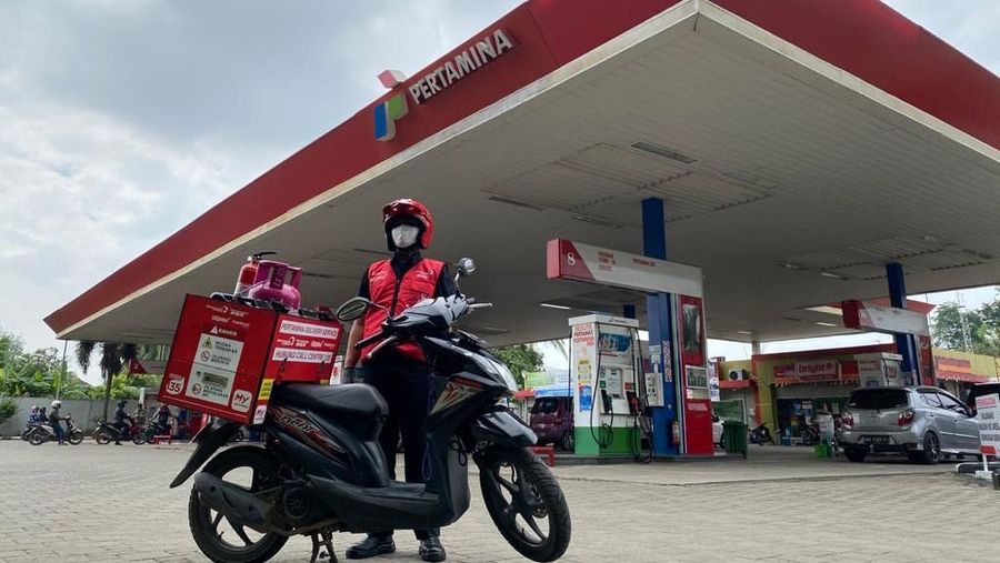 Masa puncak lebaran Idul Fitri berlalu, PT Pertamina (Persero) telah memastikan penyaluran BBM dan Gas berjalan aman dan lancar di seluruh wilayah Indonesia. Untuk ini, Pertamina mendedikasikan Satgas RAFI (Ramadhan Idul Fitri) yang telah bekerja sejak 26 April hingga 31 Mei 2021.