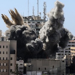 Arab Saudi Bombardir Sanaa Yaman, 14 Orang Tewas
