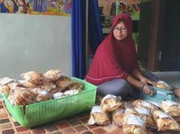 Modal Kredit BRI, Wanita Ini Sukses Bisnis Keripik di Nabire
