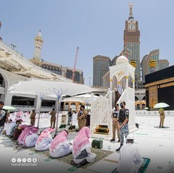 Arab Beri Izin Orang Asing Investasi Properti di Mekah-Madinah