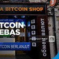 Aturan Aset Kripto Diperketat, Harga Bitcoin Terjun Bebas