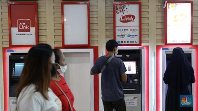 Ilustrasi ATM Link Aja. (CNBC Indonesia/Muhammad Sabki)