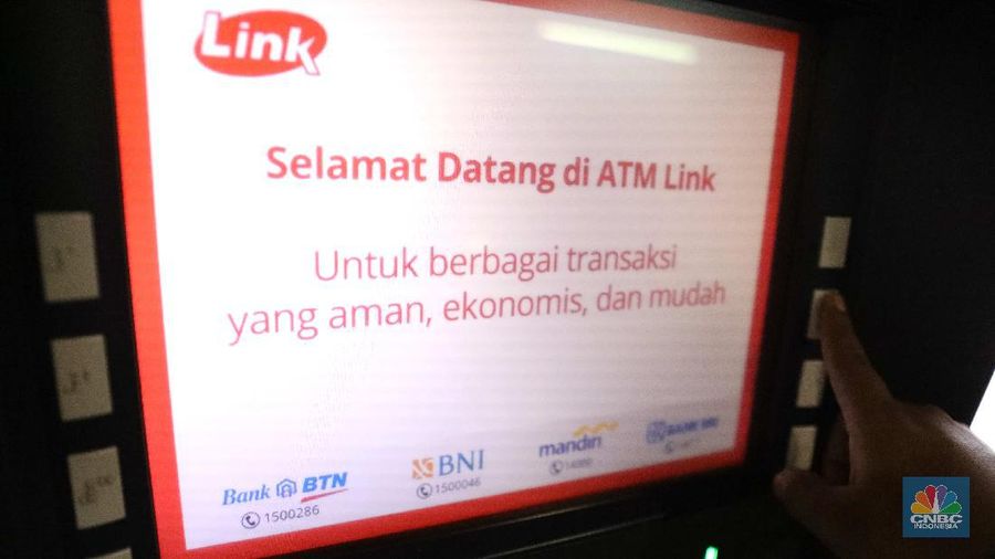 Ilustrasi ATM Link Aja. (CNBC Indonesia/Muhammad Sabki)