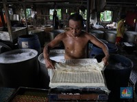 Potret Perajin Tahu di Tengah Isu Mogok Gegara Kedelai Mahal