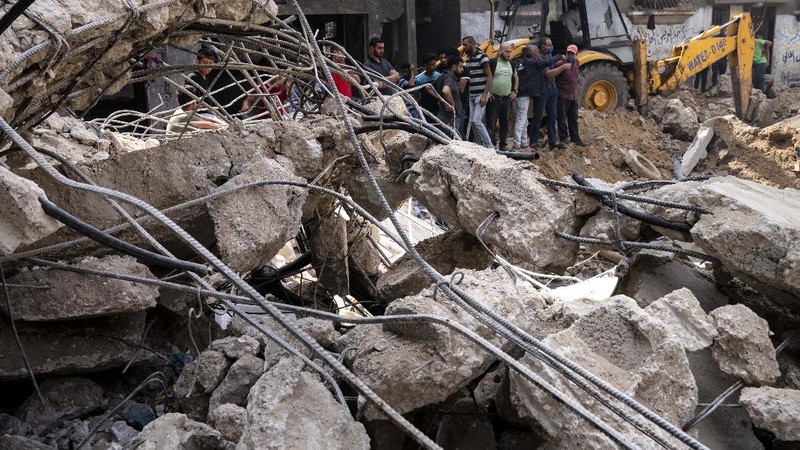 Palestina mulai berbenah pasca konflik dengan Israel. (AP/John Minchillo)