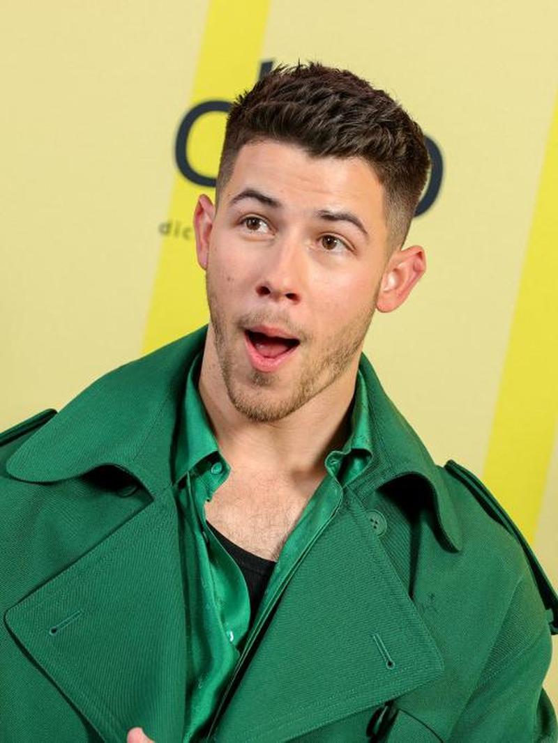 Nick Jonas Bongkar Rahasia Kulit Sehat, 9 Tahap Skincare Routine