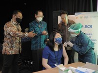 Vaksinasi Mandiri, BCA Alokasikan Rp 1 Juta Tiap Karyawan