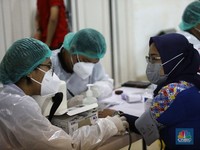 Vaksin Ilegal Merebak, Ini Tanggapan Satgas Covid-19