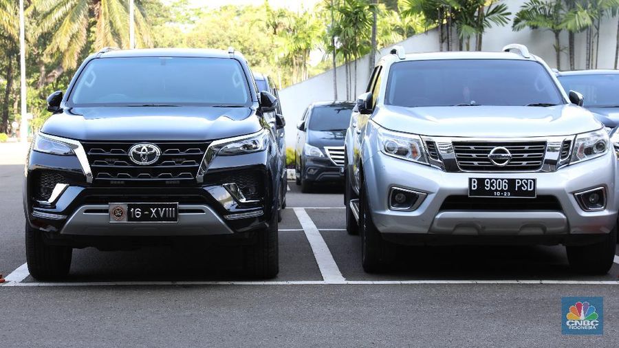 Plat Nomer khusus DPR RI. (վ/Andrean Kristianto)