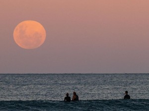 Ada Super New Moon Sebelum 1 Ramadhan 2024, Ini Jadwal dan Cara Lihatnya