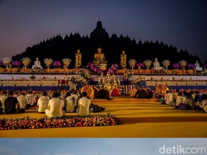 Mengenal Detik-Detik Waisak dan Rangkaian Peringatannya