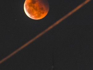 Langit Sumsel Berhias Blood Moon pada 7 September 2025