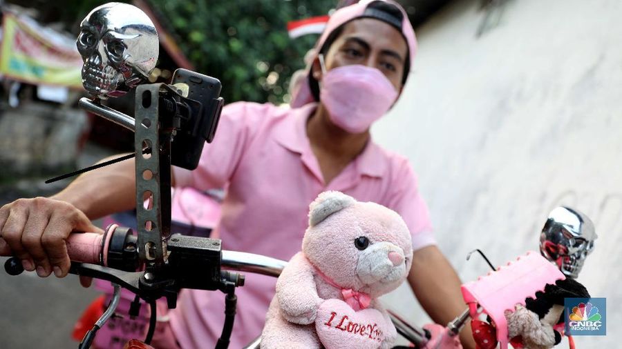 Ilustrasi Pedagang Siomay Pink. (CNBC Indonesia/Muhammad Sabki)