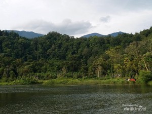 Rekomendasi 5 Destinasi Wisata Asyik di Sukabumi