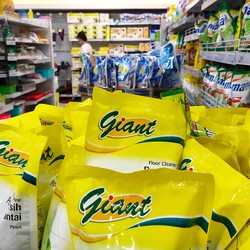 2021 Banyak Ritel Bertumbangan: Giant Tutup Selamanya di RI!