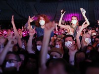 Berburu Tiket Coldplay? Awas Kena Tipu, Ini Tips Biar Aman!