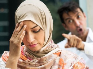 Hati-hati, Dosa Ini Bisa Menutup Pintu Rezeki dalam Rumah Tangga