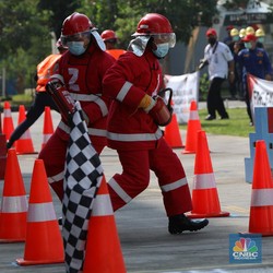 Wih! Jokowi Rilis Besaran Terbaru Tunjangan Pemadam Kebakaran