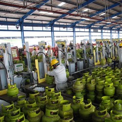 DPR: Anggaran Jebol Jika Skema Subsidi LPG 3 kg Tak Diubah!