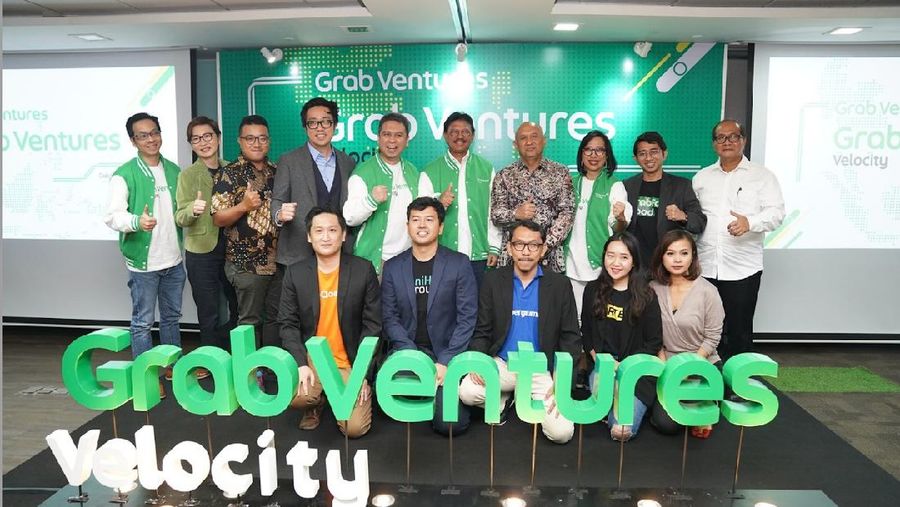 GVV adalah Program sebagai inisiatif Grab
untuk membantu akselerasi pertumbuhan start up serta UMKM di Indonesia agar bisa
tumbuh dan berdaya saing.