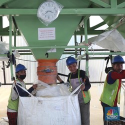 Harga Gula Mahal Akibat Produksi Loyo, Impornya Terbukti Seret
