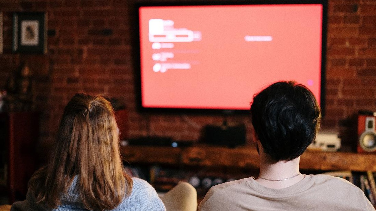 Streaming Ilegal Rugikan Inggris Rp33 T dan PHK 10.000 Pekerja