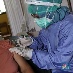Jangan Kaget! Jarak Dosis 1 & 2 Vaksin AstraZeneca 12 Minggu