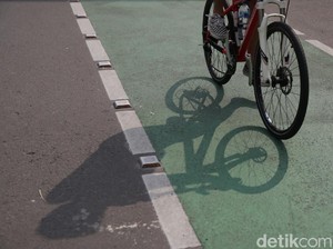 Kecelakaan dengan Taksi dan Motor Renggut Nyawa Pesepeda Kayu