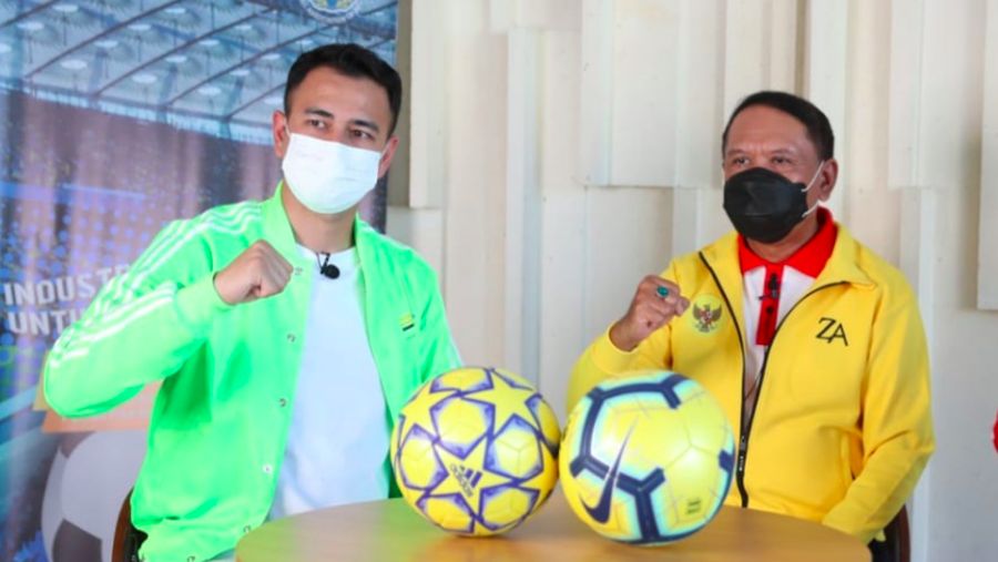 Menteri Pemuda dan Olahraga Republik Indonesia (Menpora RI) Zainudin Amali menilai sepakbola Indonesia saat ini sudah mulai dipercaya lagi oleh masyarakat. Hal itu terlihat dari makin banyaknya masyarakat baik dari kalangan artis dan pengusaha yang ingin investasi dalam klub sepakbola.(foto:rayki/kemenpora.go.id)