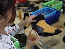 Saat Pandemi Pengusaha Ini Sukses Jual Sepatu ke Luar Negeri