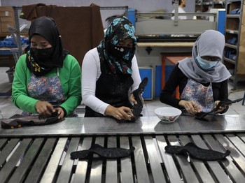 Industri Sepatu RI 'Berdarah-darah', PHK 22.500 Orang