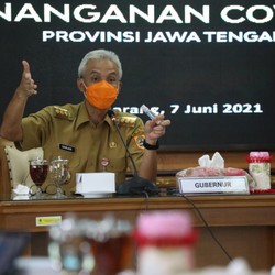 Covid-19 Gawat, Ganjar Minta 7.000 RT Jateng Lockdown!