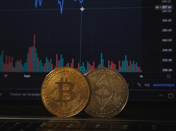 2023 Masih Mau Main Kripto? Baca Ini Dulu!