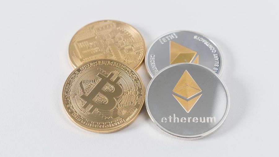 Ilustrasi Cryptocurrency (Photo by Thought Catalog on Unsplash)
