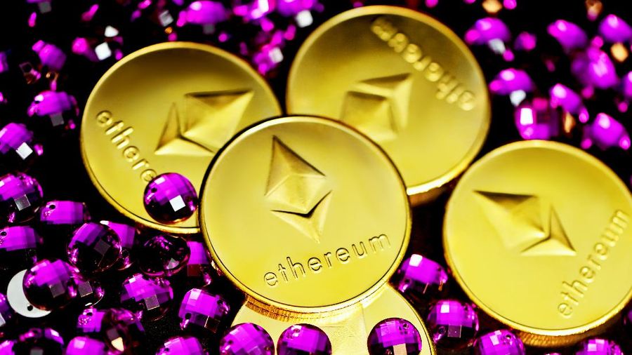 Ilustrasi Ethereum. (Photo by Executium on Unsplash)