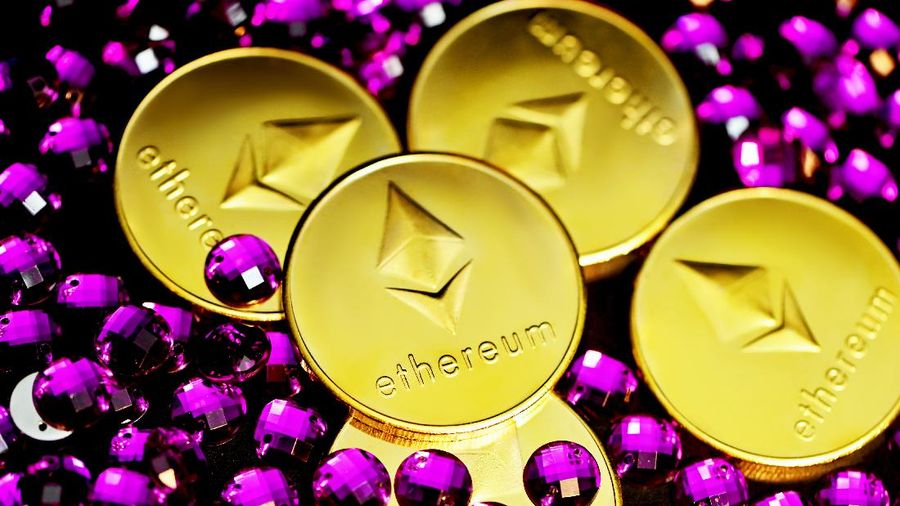 Ilustrasi Ethereum (Photo by Executium on Unsplash)