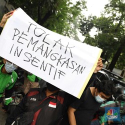 Ini Skema Insentif GoSend Sameday yang Bikin Driver Ngamuk